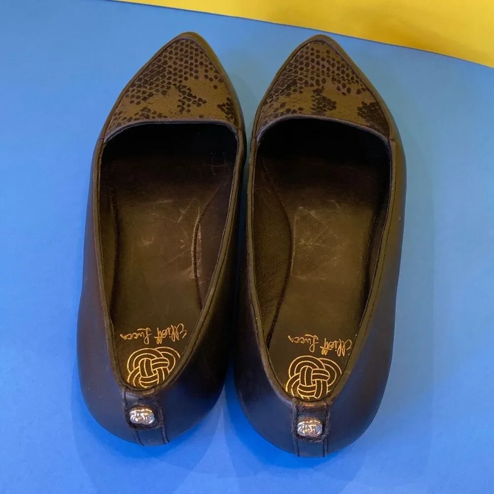 Elliot Lucca Women's Black Leather (Snake Skin) Shoes Size 8